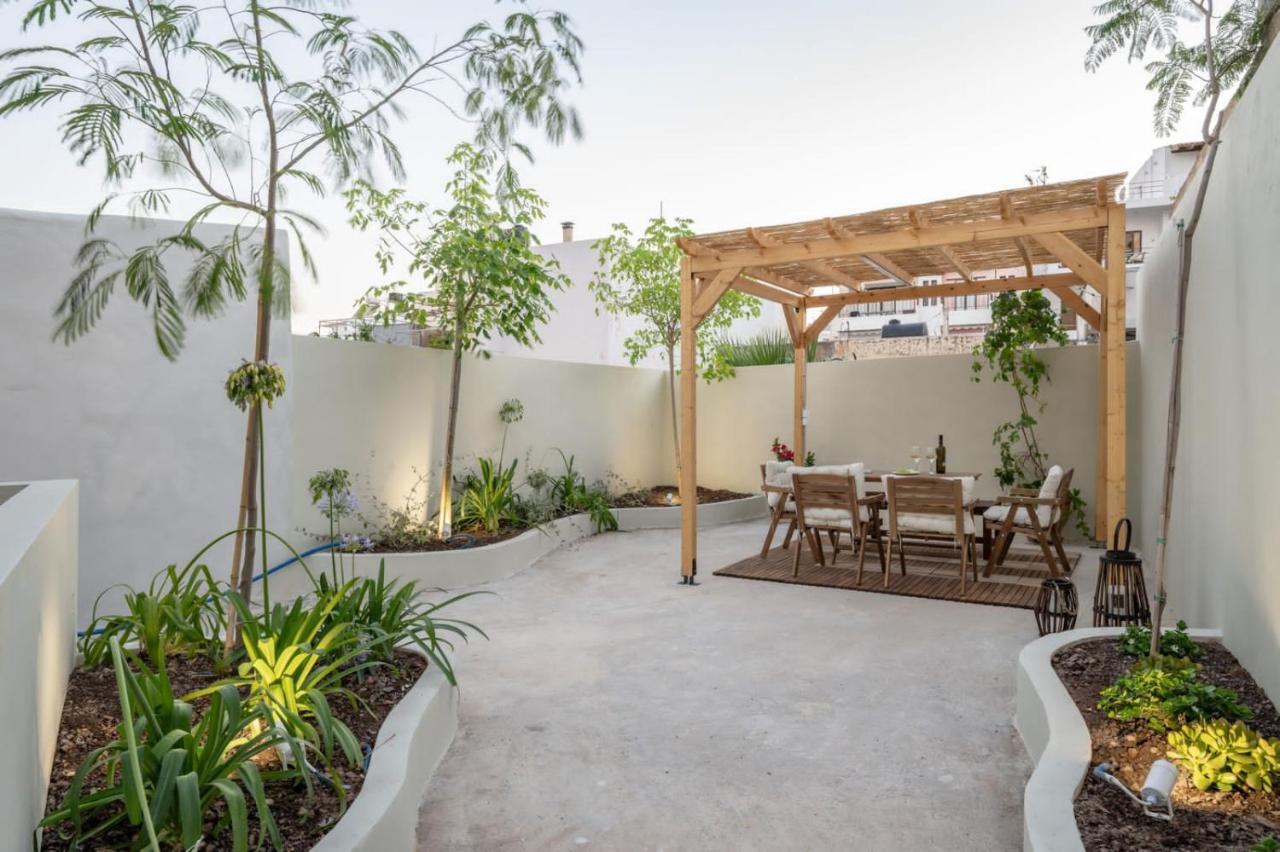 Arokaria Villa Ierápetra Exteriör bild
